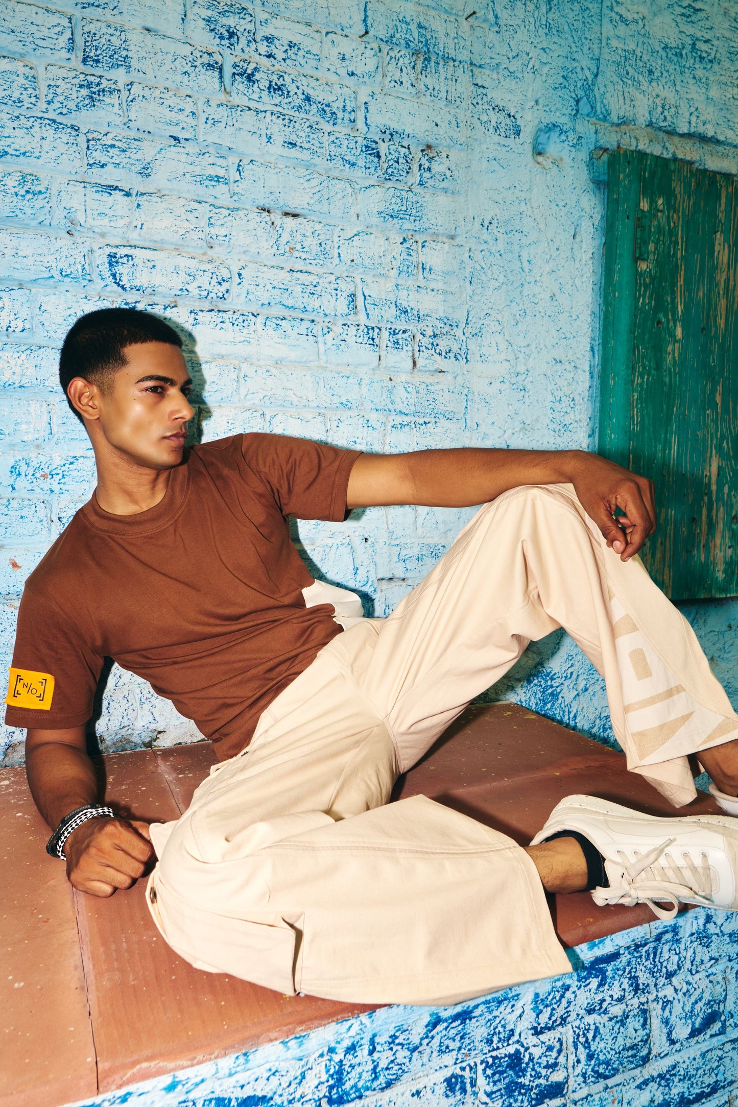 Layered Cargos - Cappuccino Foam