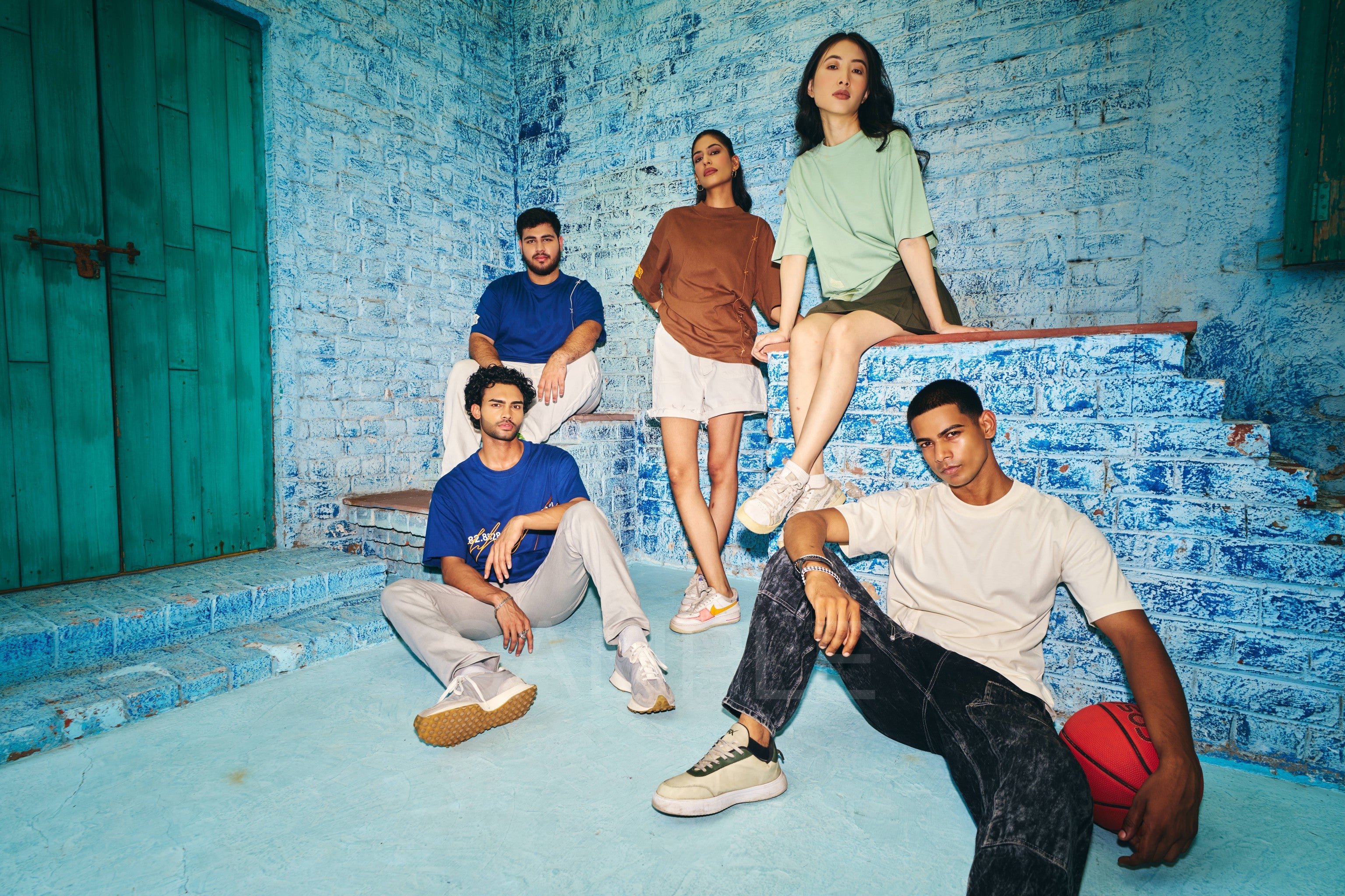 The Style of Roots and Rebels