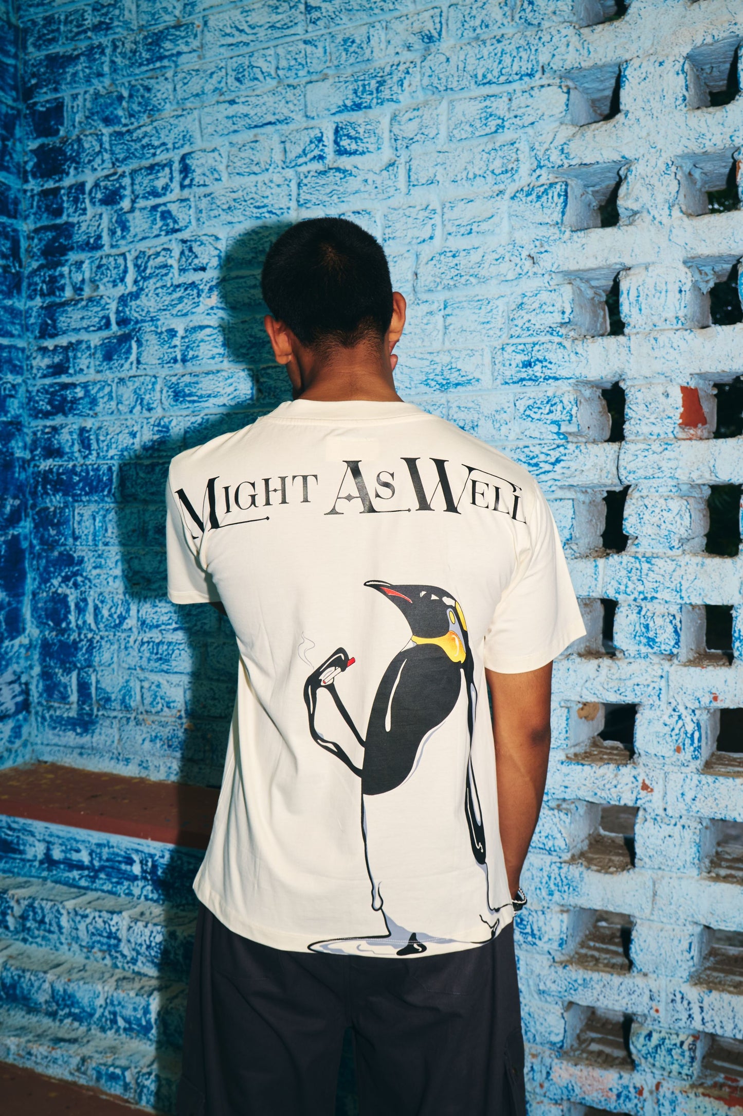 Penguin Print T shirt - Ancient White