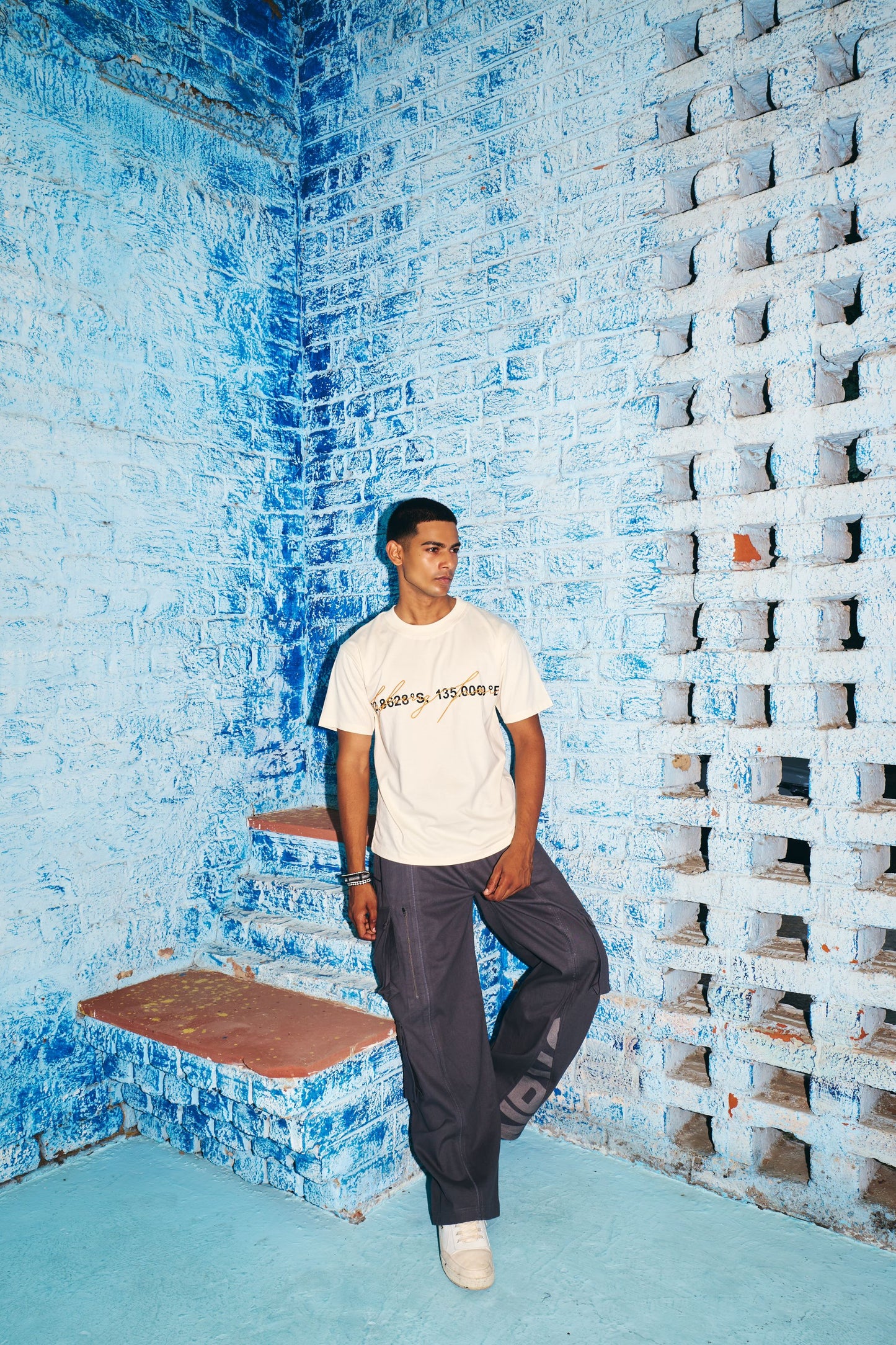 Penguin Print T shirt - Ancient White