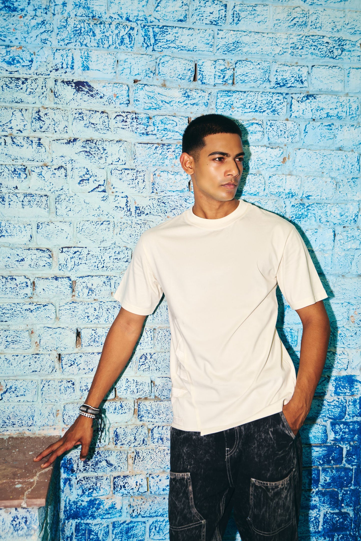 Triangle cut T shirt - Ancient White